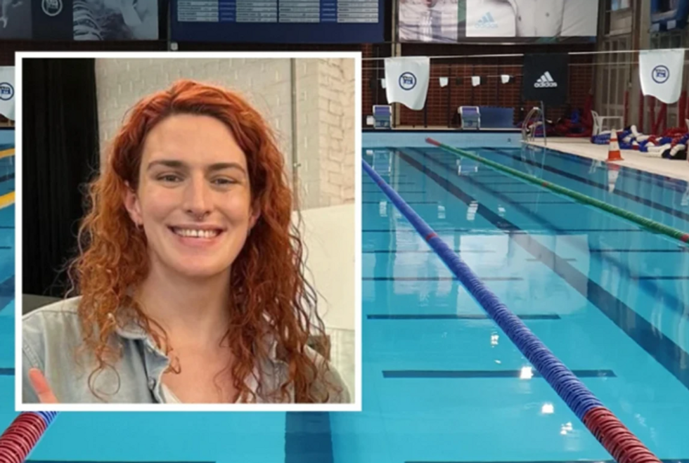 Lia Thomas swimming