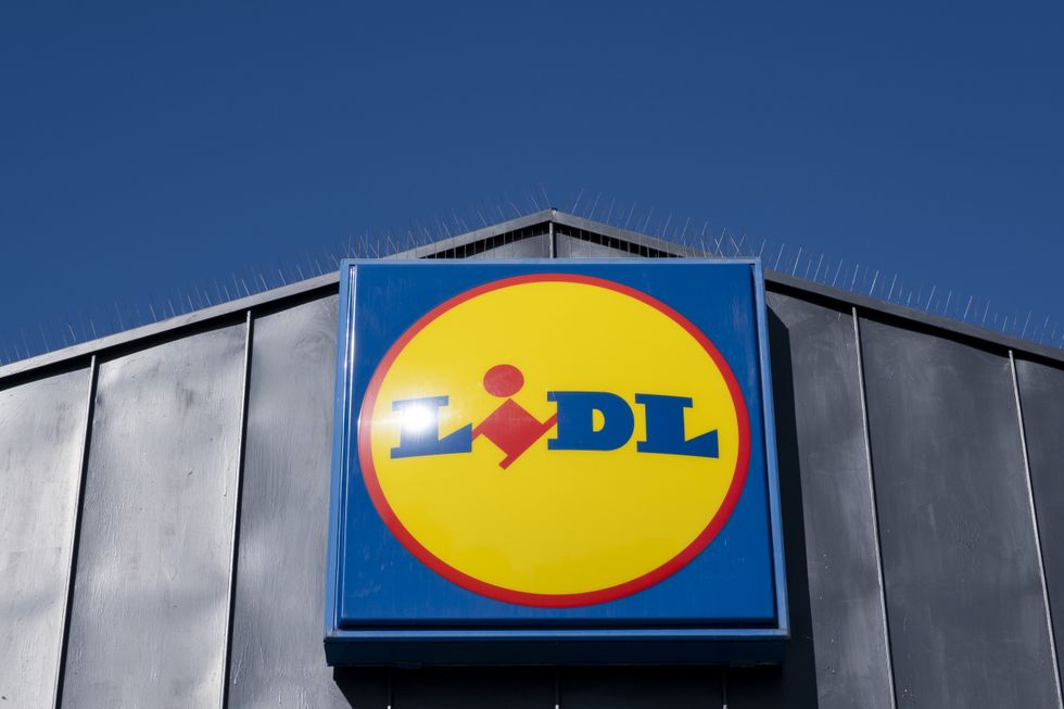 LIDL SHOP SIGN