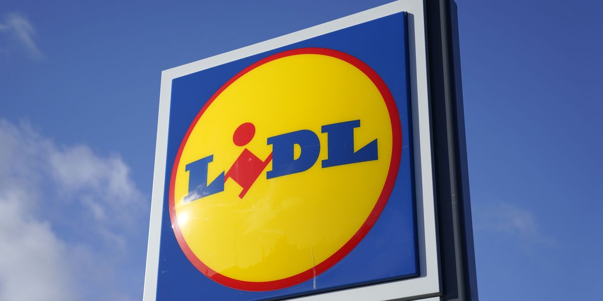 NextImg:Lidl launches new Dubai chocolate bar for £3.99 - but shoppers need to be quick