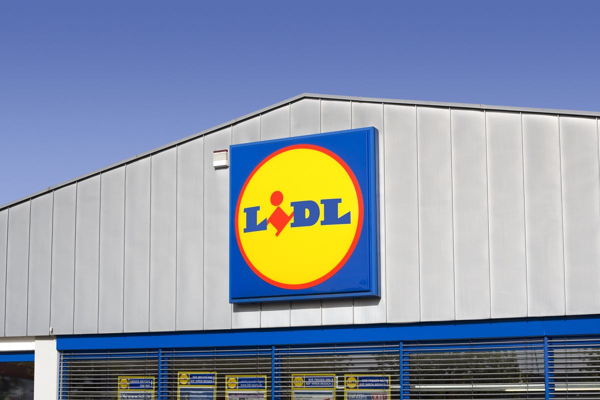 Lidl store sign