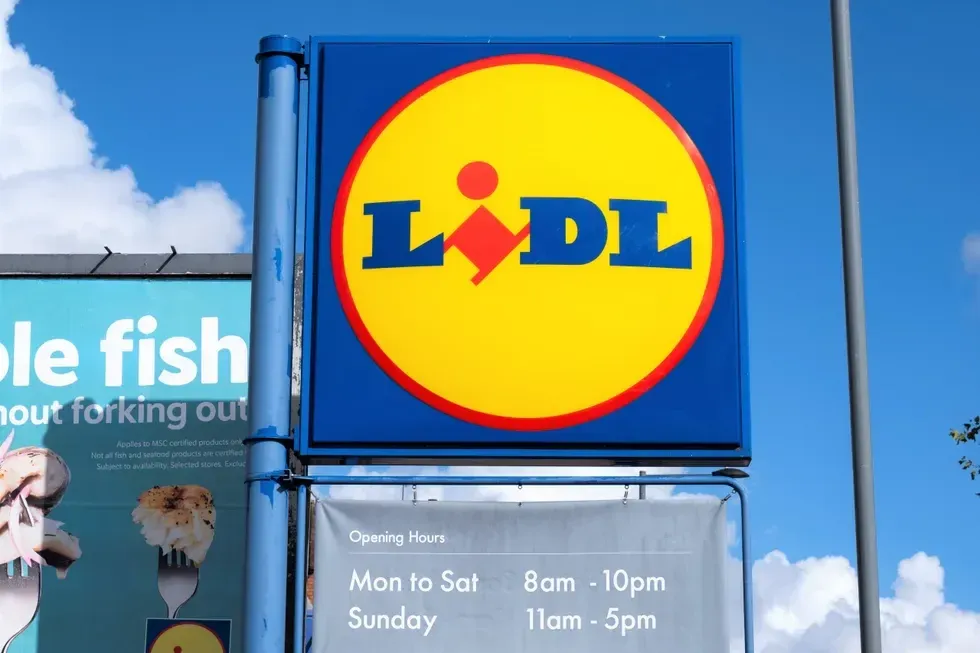 Lidl store sign