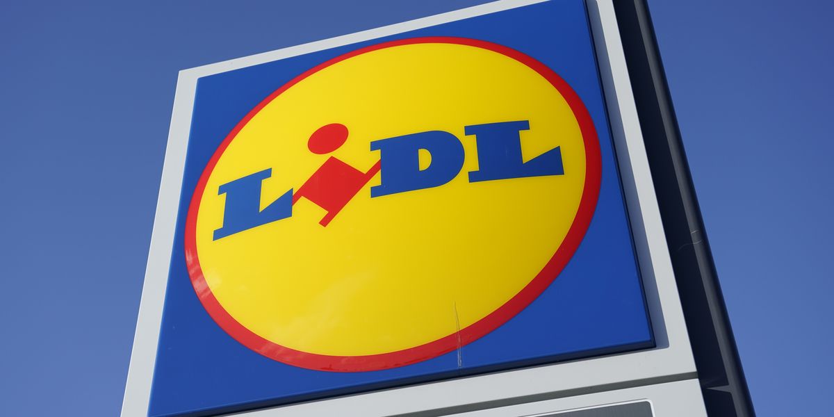 NextImg:Lidl announces show-stopping Easter dinner deal costing £1.70 per person - available next week