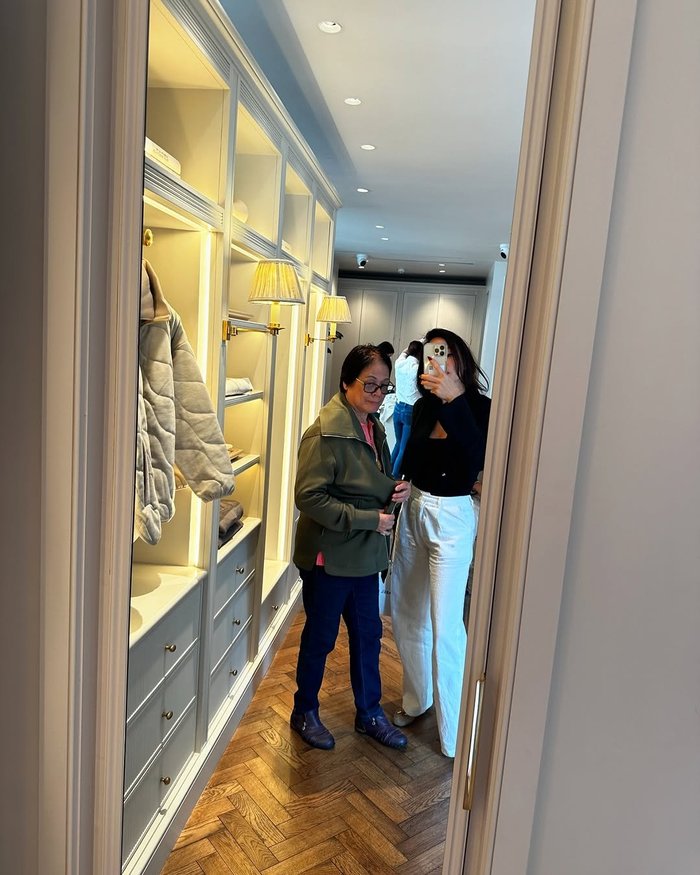 Lily Huang and Dara Huang