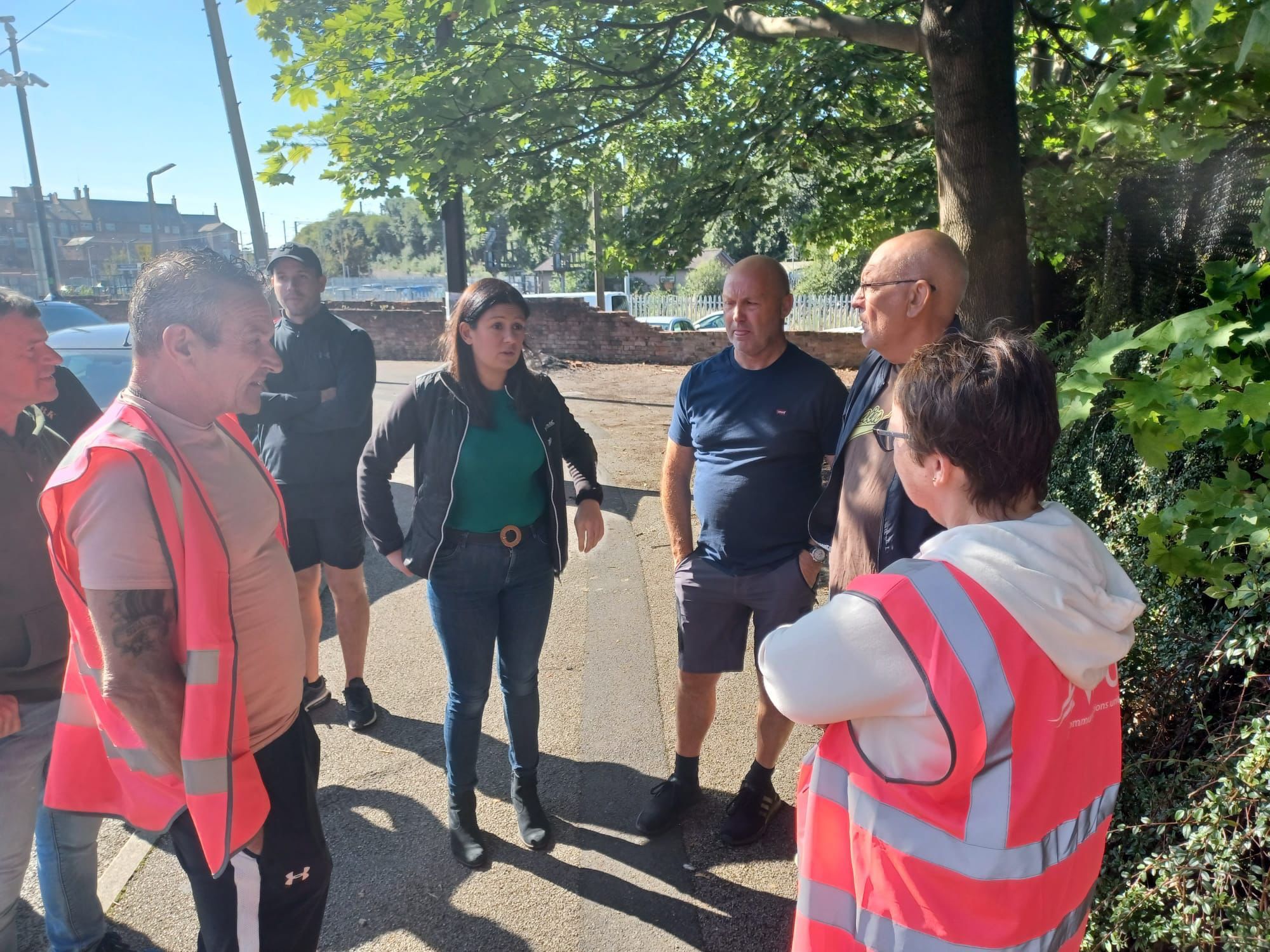 Lisa Nandy speaking to strikers in Wigan
