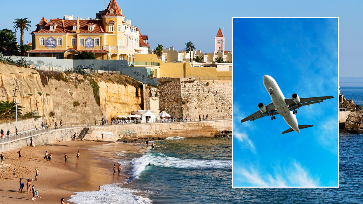 Lisbon beach / plane