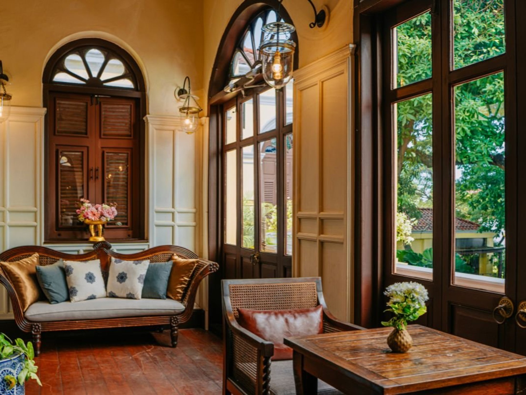 LIVING ROOM STOCK IMAGE