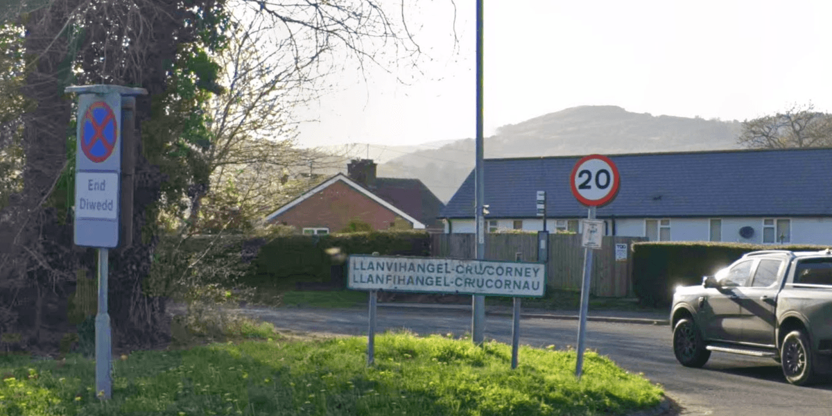 Neighbour row erupts as mum wins right to live at son’s home against his wishes Neighbour row erupts as mum wins right to live at son’s home against his wishes