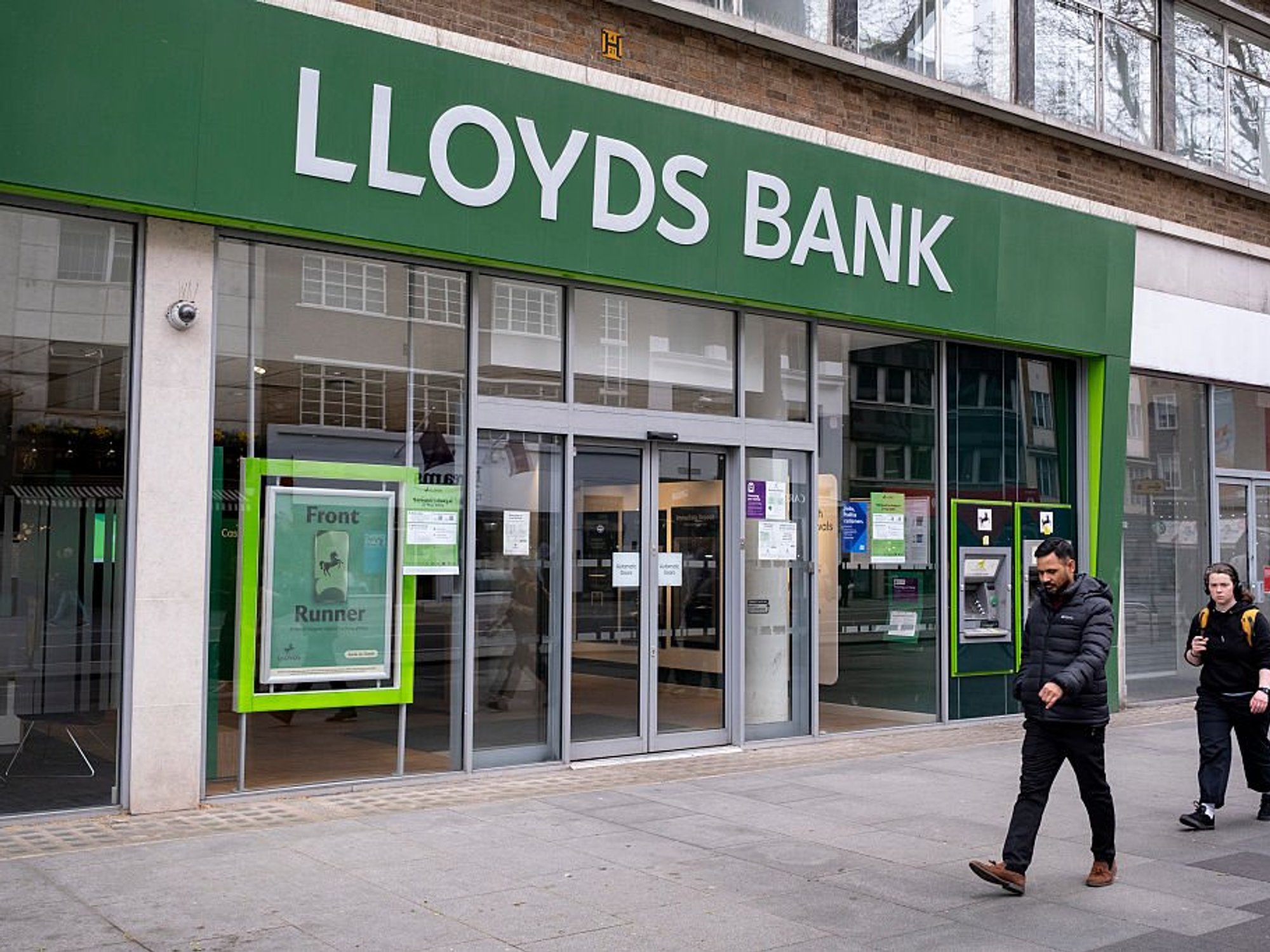 Lloyd's