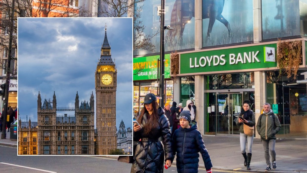 Lloyds Bank branch and Houses of