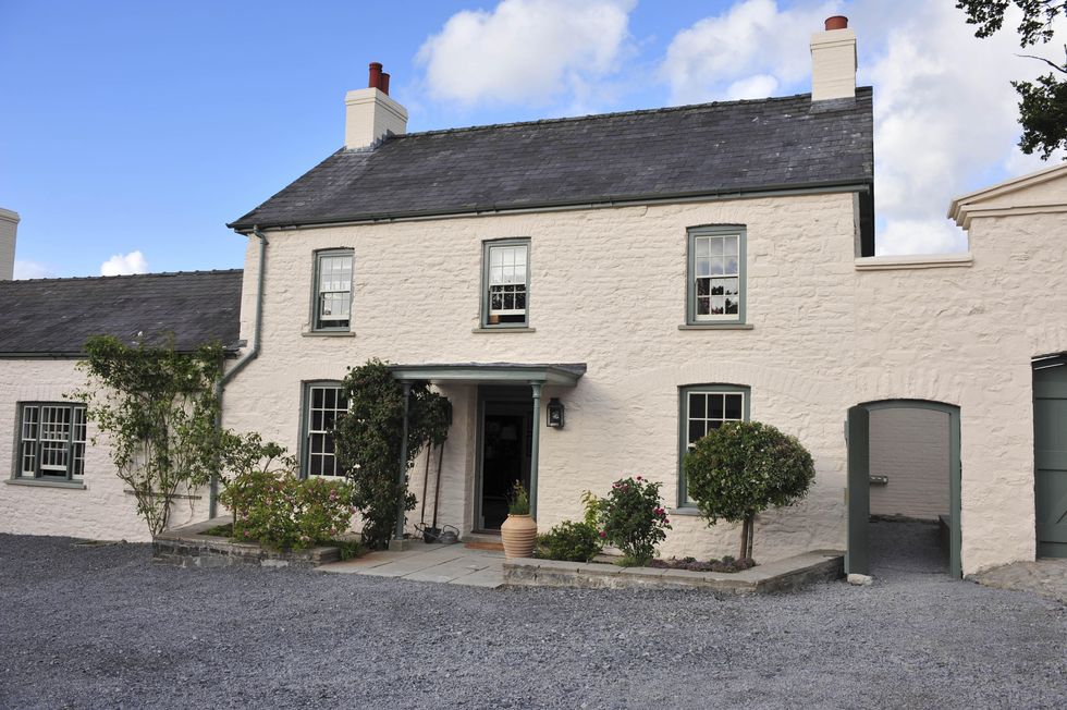 Llwynywermod in Carmarthenshire