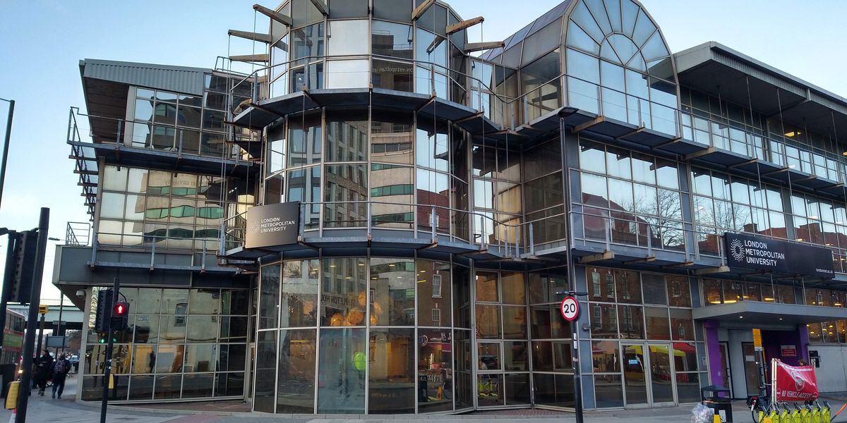 NextImg:Woke uni boss urges students not to say 'illegal migrants' amid warning term is 'dehumanising'