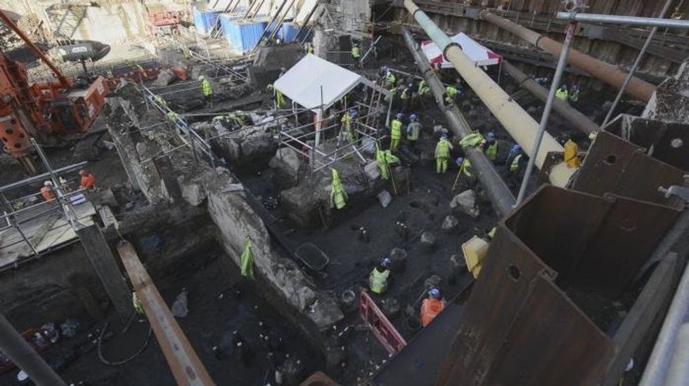 Historians uncover first direct evidence of female gladiators in Roman arena