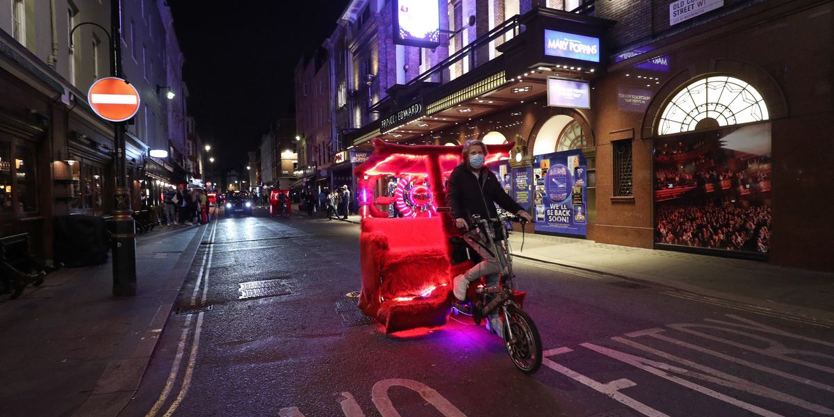 NextImg:‘Chaos’ of pedicabs to be brought to justice under new rules with offenders issued £2.5k fines