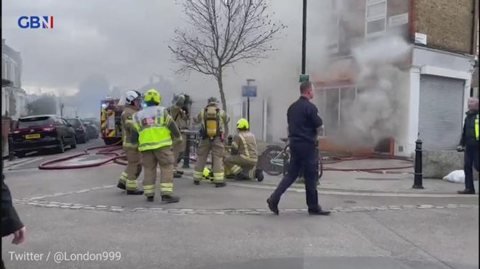 London Fire Brigade scrambled as blaze erupts at shop – 40 firefighters at scene