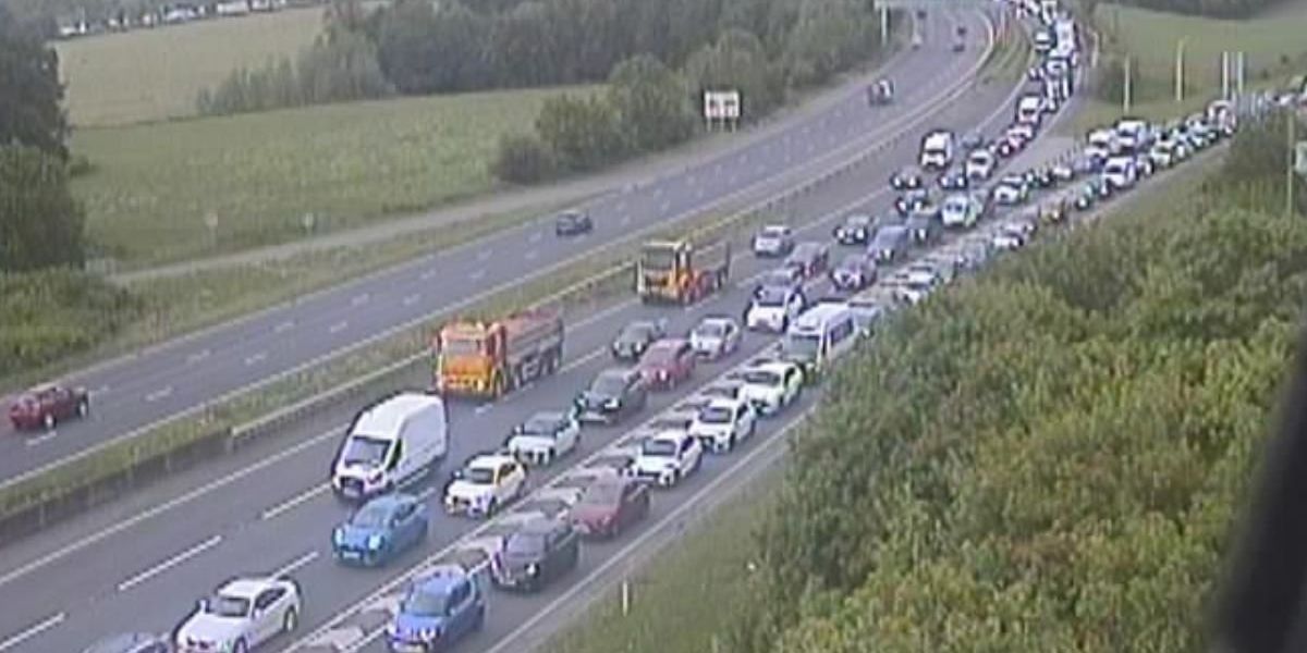 ‘Police-led incident’ shuts major motorway with ‘negotiators’ at the scene ‘Police-led incident’ shuts major motorway with ‘negotiators’ at the scene