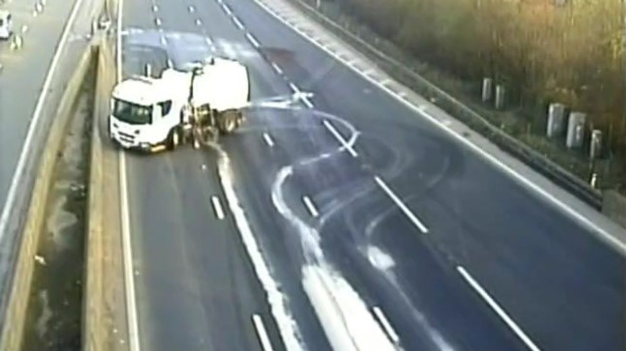 Lorry oil spill on M6
