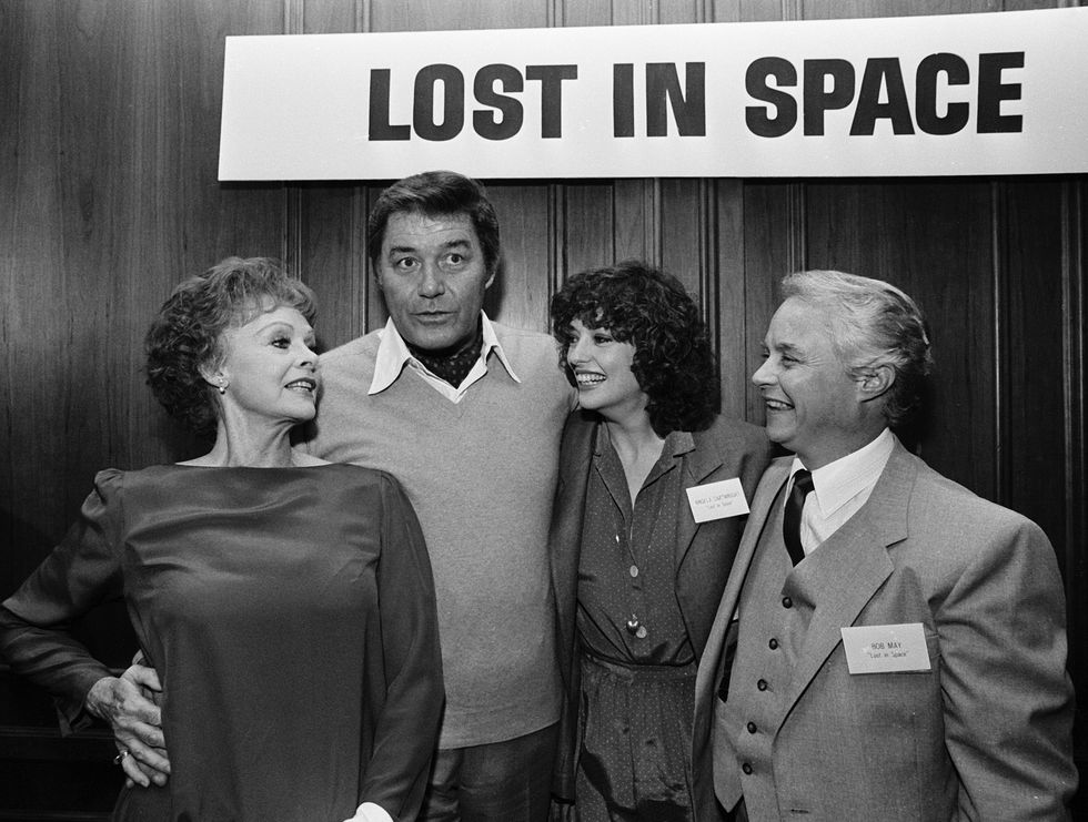 Lost in Space cast