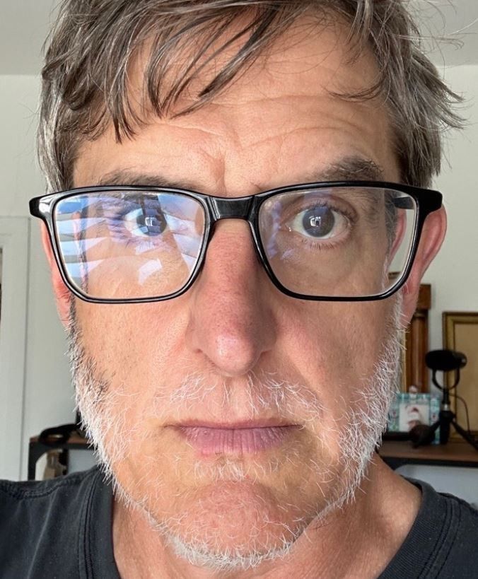 Louis Theroux white beard