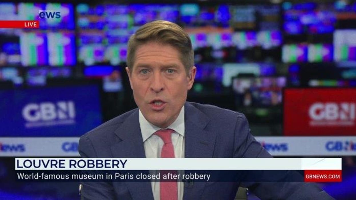 Louvre museum CLOSED after thieves steal 'priceless' jewellery in just 7-minute robbery
