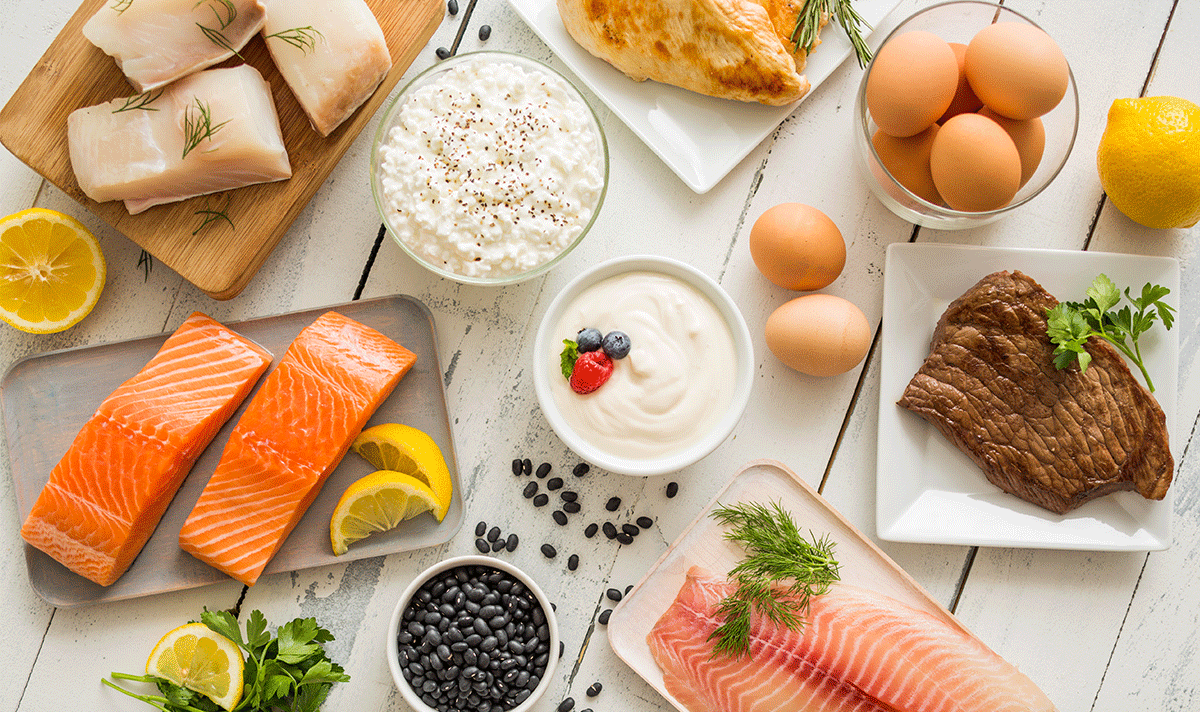 Low-carb diet, including eggs, lean meat and fish