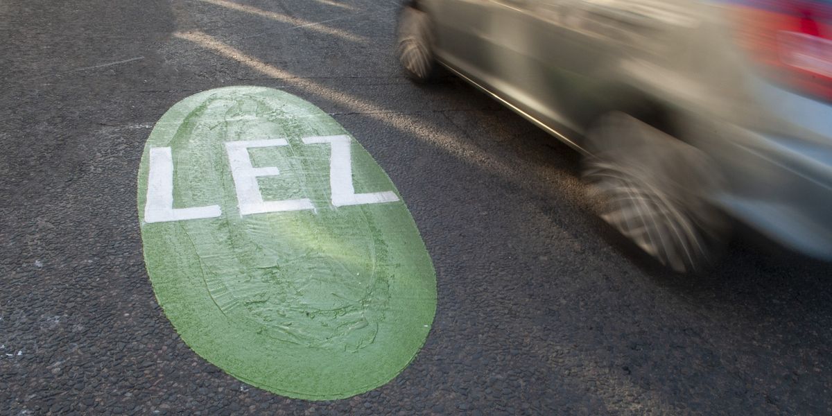 NextImg:Petrol and diesel drivers face £60 daily fine under new Low Emission Zone rules launching today