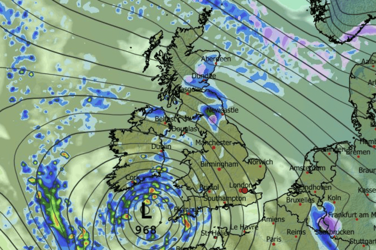 Low pressure hovers off the west coast