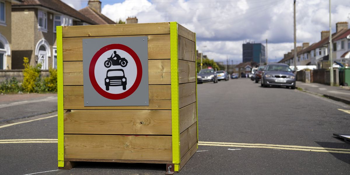 NextImg:'Shame on you!' Oxford councillor sparks fury after attacking businesses struggling with council's eco-rules