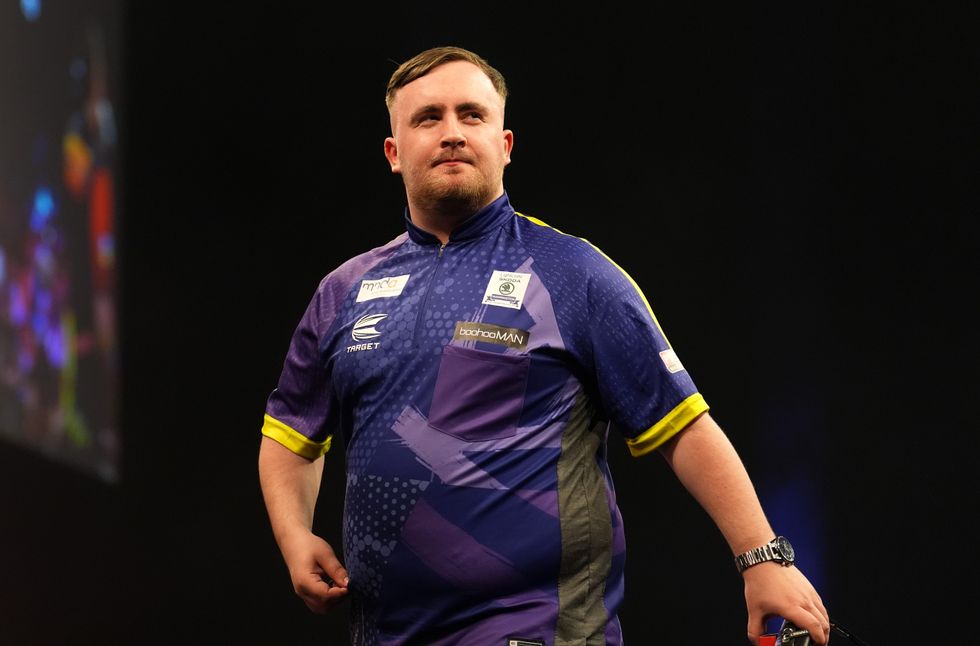 Luke Littler faces Michael Smith in his semi-final
