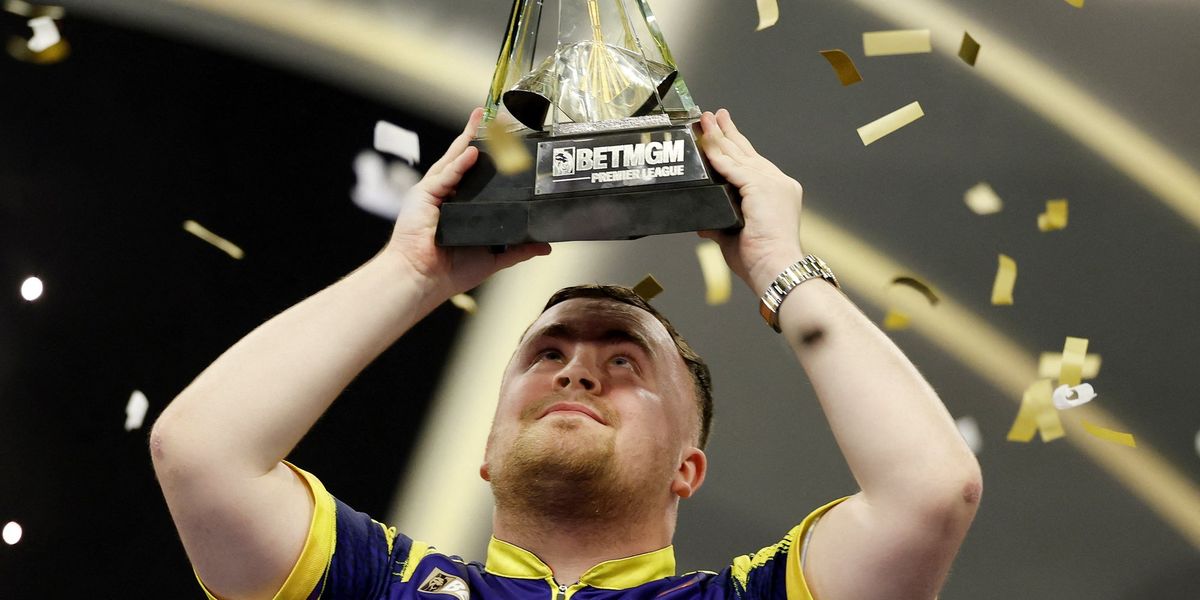 Luke Littler wins Premier League of Darts for second time as 19-year-old beats Luke Humphries in final Luke Littler wins Premier League of Darts for second time as 19-year-old beats Luke Humphries in final