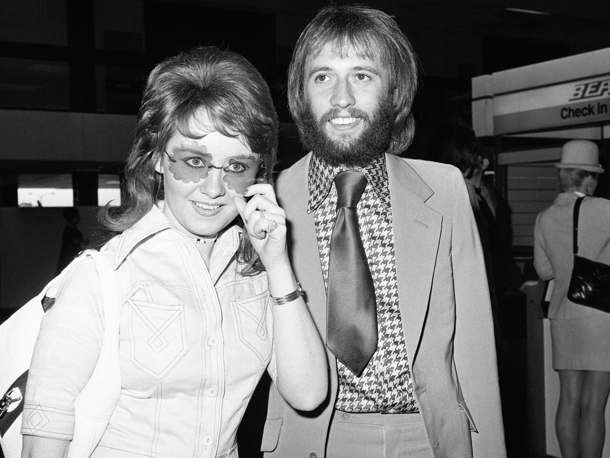 Lulu  and Maurice Gibb