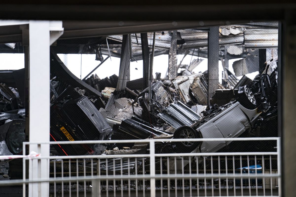 Luton Airport car park fire