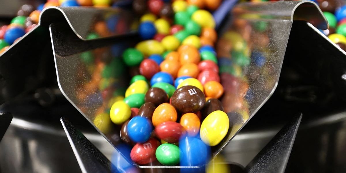 Food recall issued for M&Ms over potentially deadly allergen labelling error Food recall issued for M&Ms over potentially deadly allergen labelling error