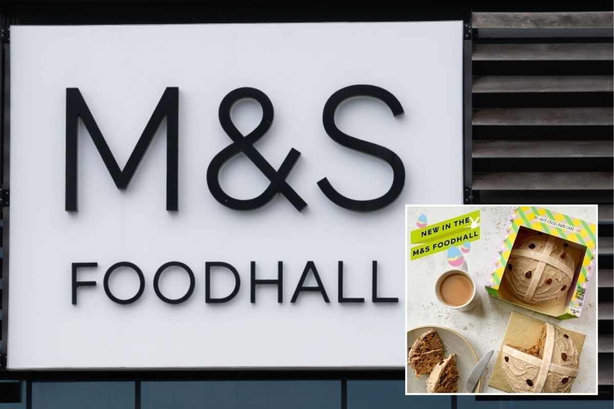 M&S Foodhall / M&S Hot Cross Bun Cake 