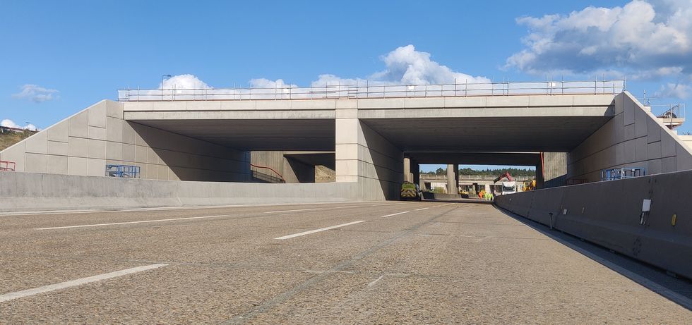 M25 J10