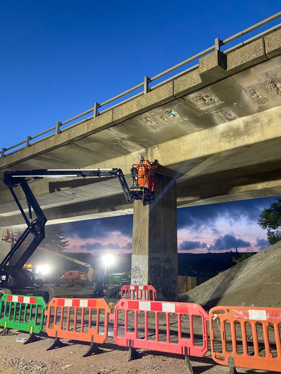 M27 bridge