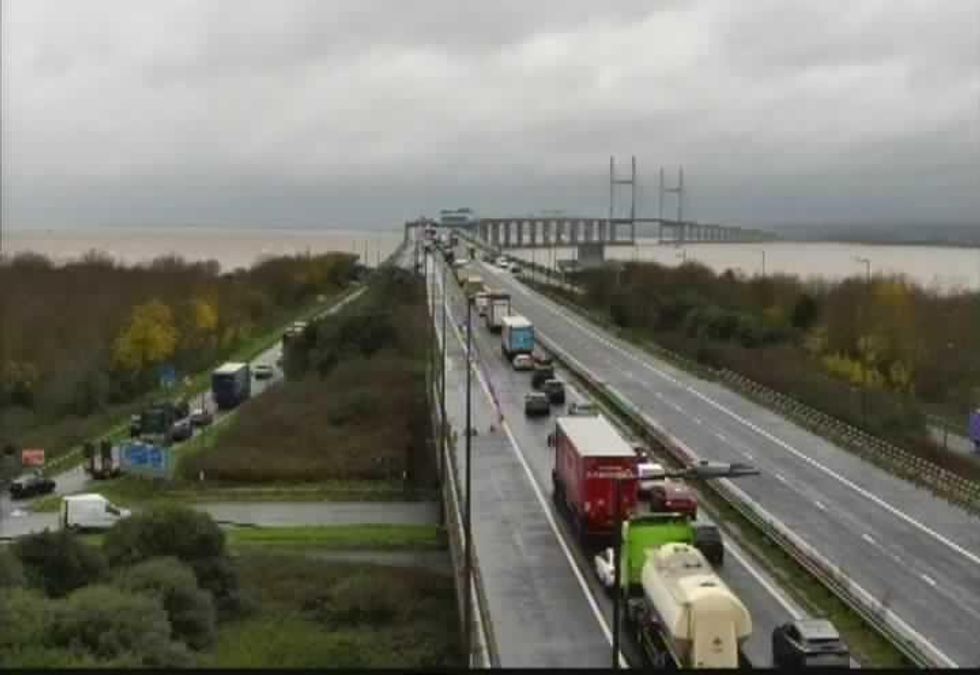 M4 bridge traffic