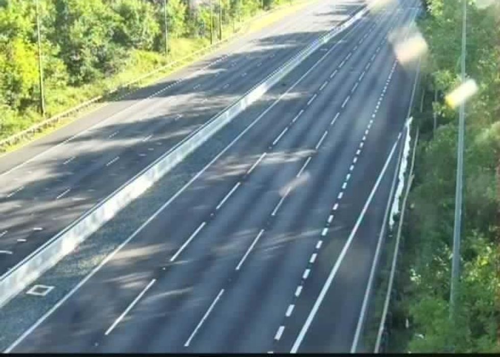 M42 closures