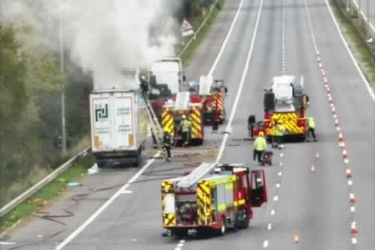 M5 lorry fire