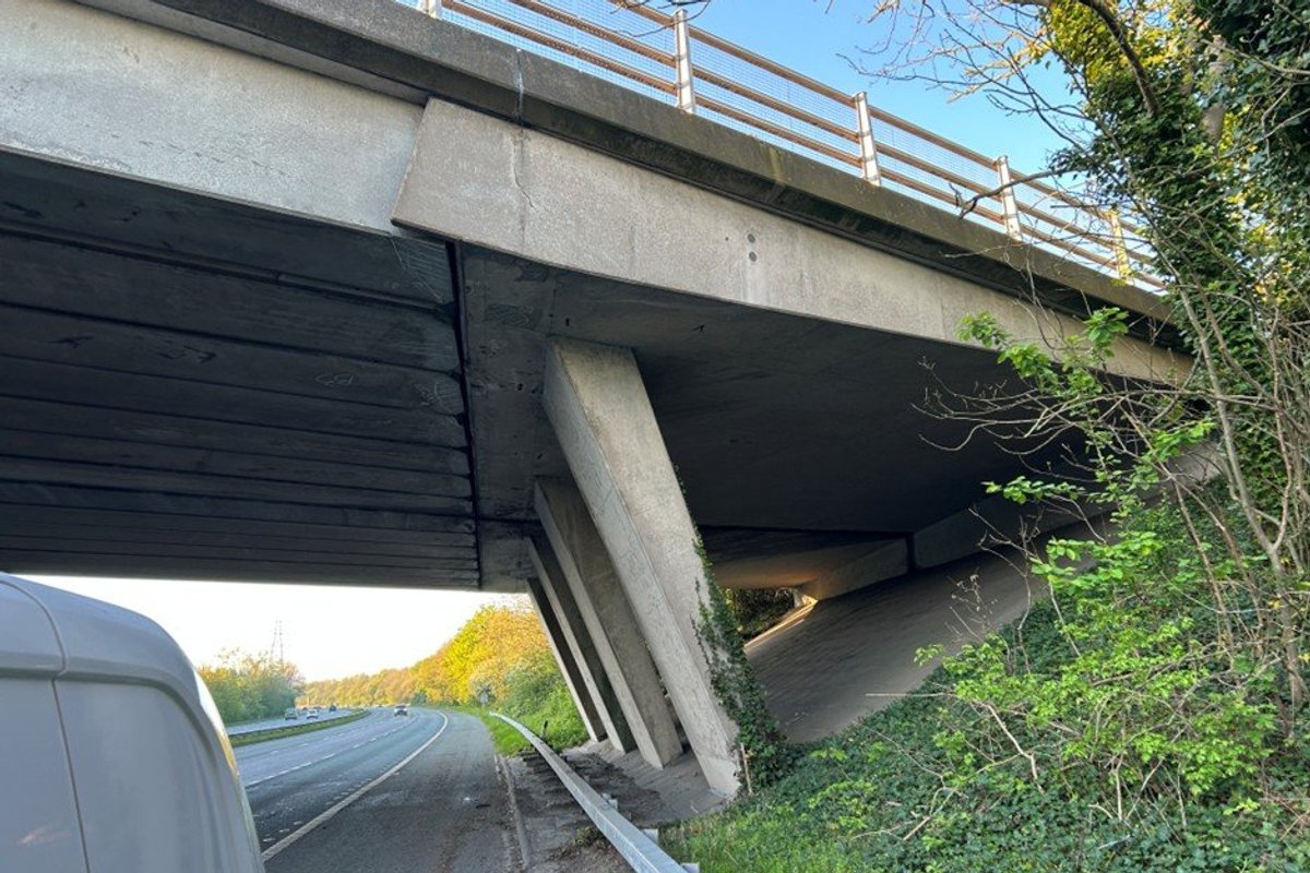 M53 bridge