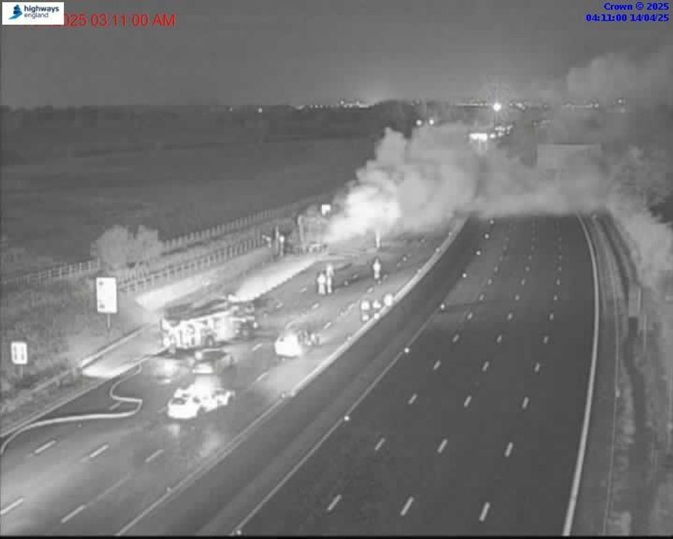 M6 lorry fire