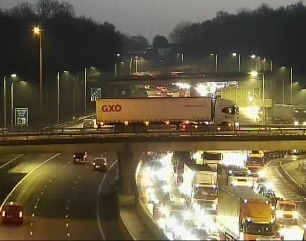 M6 traffic