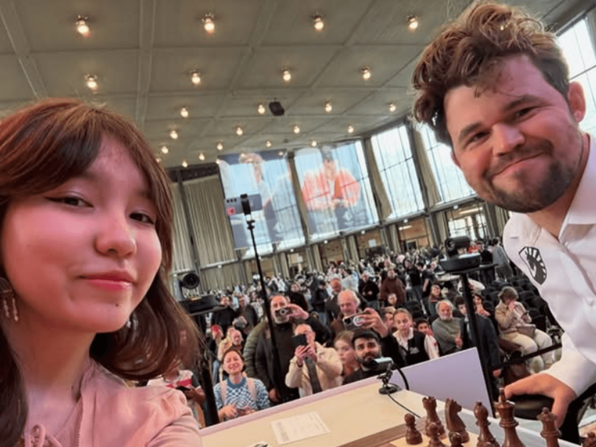 Magnus Carlsen and Alua Nurman