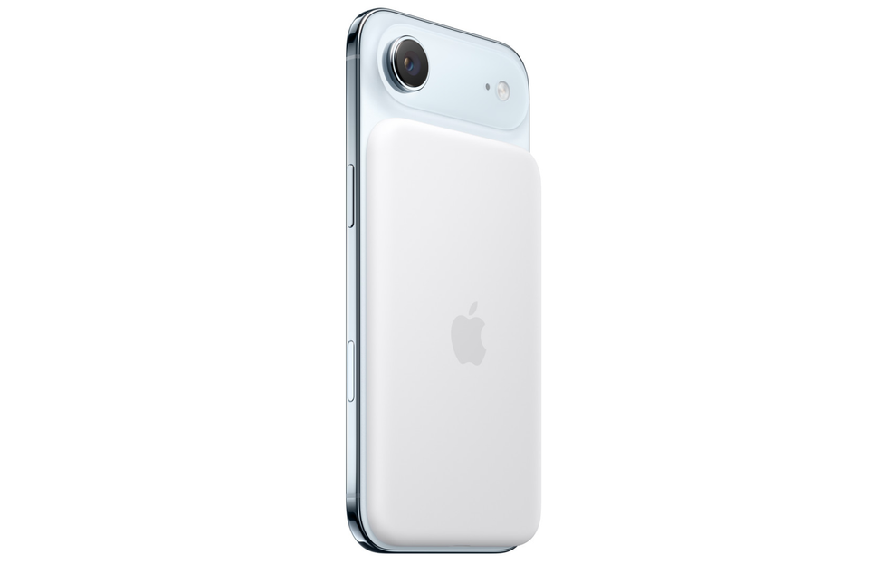 MagSafe battery pack on the back of the iPhone Air