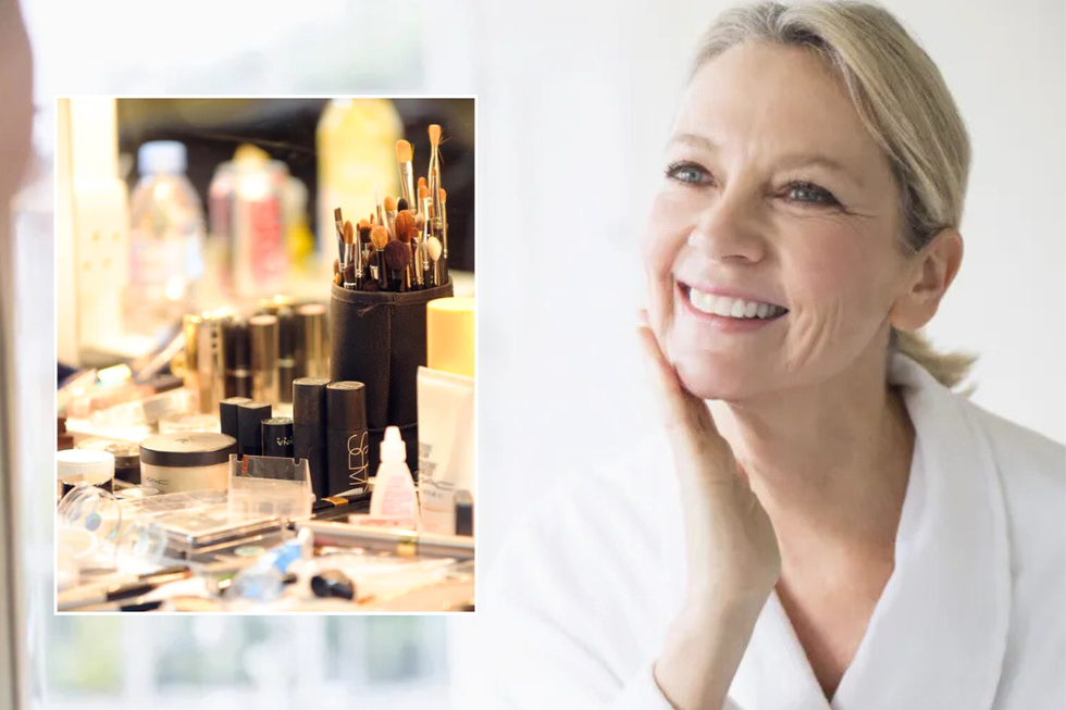 Makeup / woman touching face