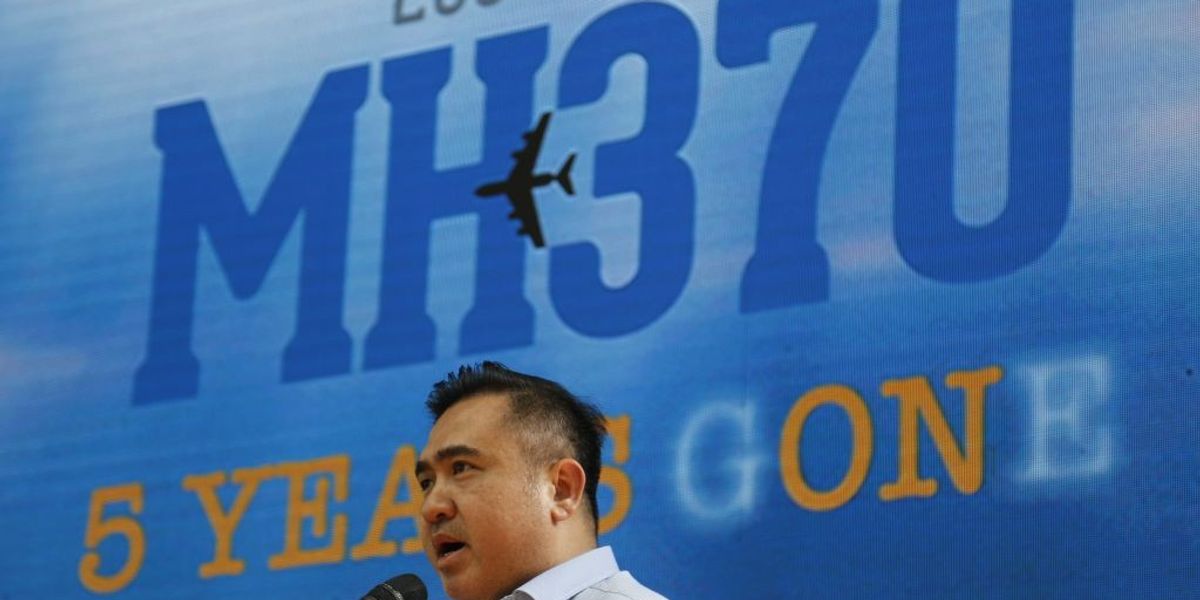 NextImg:MH370 hunt suspended after just THREE DAYS of searching for missing plane