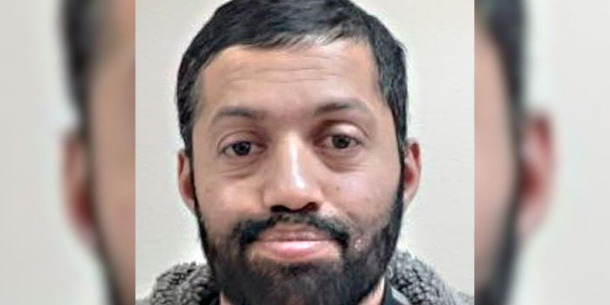 NextImg:British businessman threatened to shoot four hostages in synagogue unless FBI released al-Qaeda prisoner