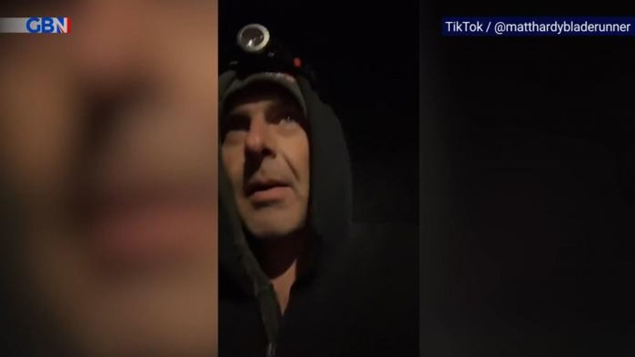 Ulez vigilante caught on camera as he renders Sadiq Khan's cameras useless