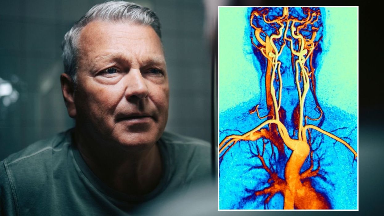 MAN LOOKING AT MIRROR - X-RAY IMAGE