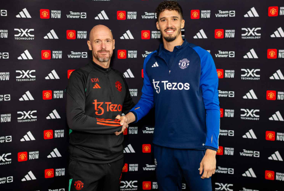 Man Utd Altay Bayindir