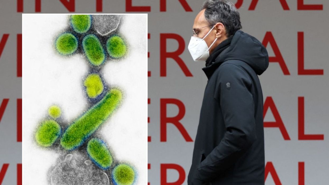 MAN WITH FACE MASK - INFLUENZA VIRUS